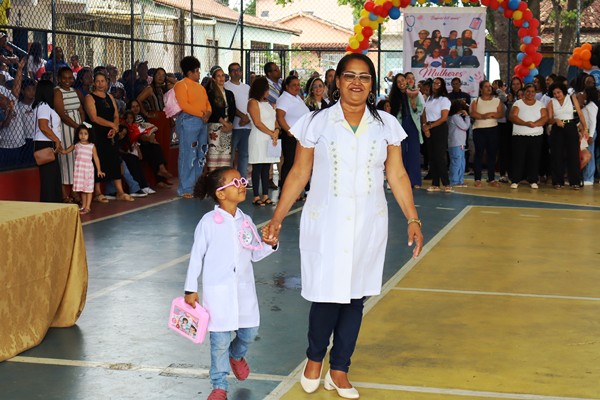 ITAPEBI 68 ANOS: Educação dá a largada nas comemorações com grande homenagem às mulheres do município 19 IMG 1171
