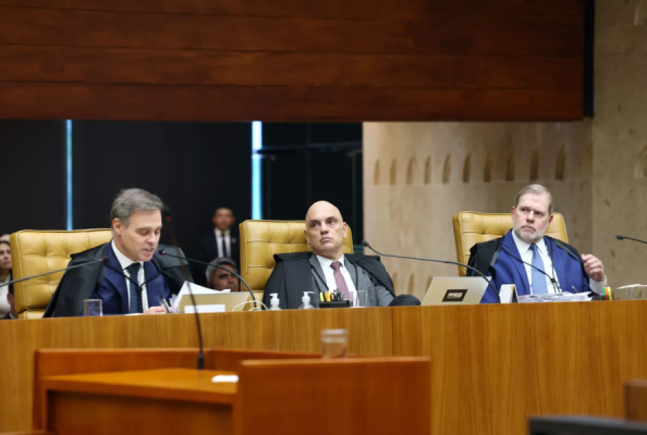 Caso Master: conexão de Vorcaro já alcança metade dos ministros do STF 4 1 26