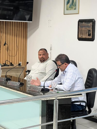 10ª sessão Câmara de Itapebi recebe Projeto de Lei para votação e indicação do Vereador Paulo mão de quiabo 4 2 2