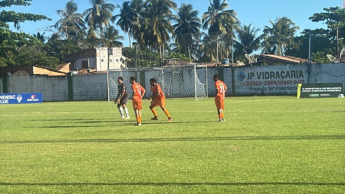 Em jogo movimentado, Itapebi empata com Belmonte em 1 a 1 na Copa CONDESC 2026 6 6 4