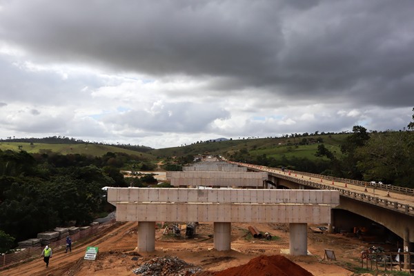 Ministro dos Transportes visita Itapebi nesta terça (22) para vistoriar obras da ponte sobre o Rio Jequitinhonha na BR-101 5 IMG 1744 1