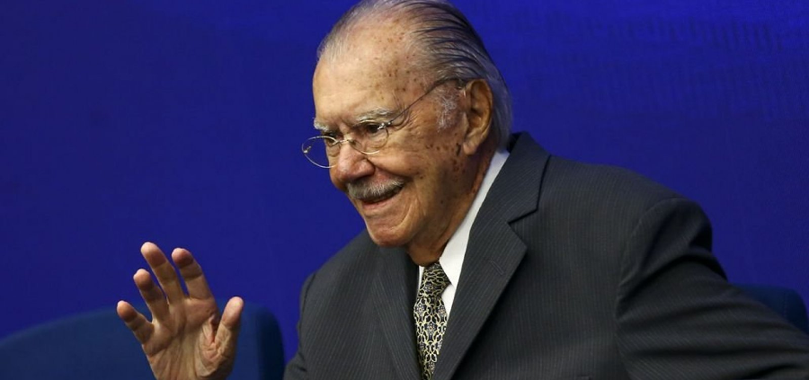 Aos 95 anos, ex-presidente José Sarney dá entrada em hospital com pneumonia 1 Sem titulo001