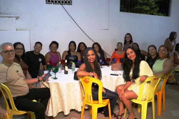 Itapebi celebra o Dia dos Professores e reconhece a importância da educação no desenvolvimento do município 4 02 3
