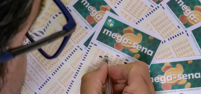 Mega-Sena: Duas apostas da Bahia faturam R$ 33 mil cada 4 2 4