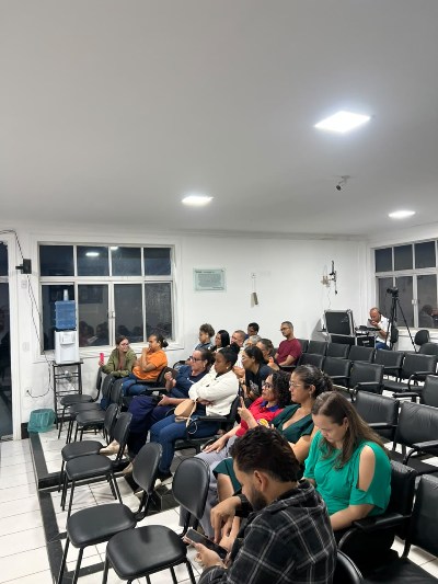 Vitória da Saúde e da Educação: Câmara de Itapebi aprova Plano de Carreira dos TACS e TECS e incentivo ao Pré-ENEM 7 6 2