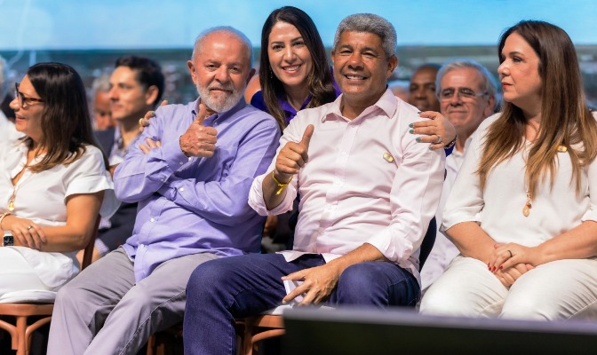 Com forte apoio de Cláudia Oliveira, Lula é reeleito e garante vitória expressiva em 19 cidades do Extremo Sul 7 6 4