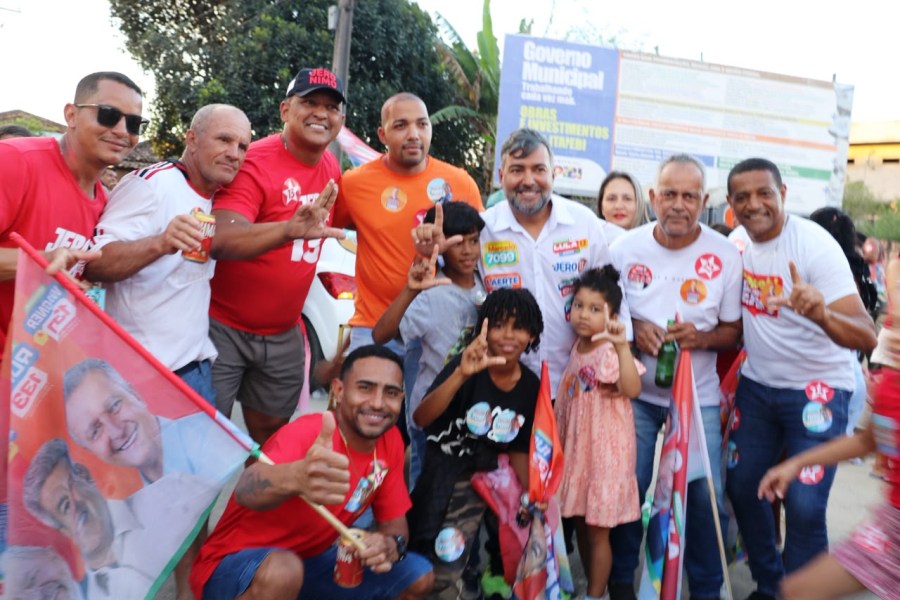Grande caminhada encerra atos políticos do 1º turno em Itapebi 1 9