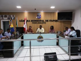 A Câmara Municipal de Itapebi realizou 11ª Sessão Ordinária nesta Terça-feira com um projeto de lei e uma indicação 7 IMG 4214