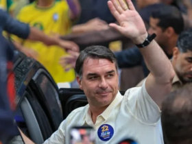Polícia Federal apura se Flávio Bolsonaro usou rota argentina para fugir para os EUA 3 Sem titulo3
